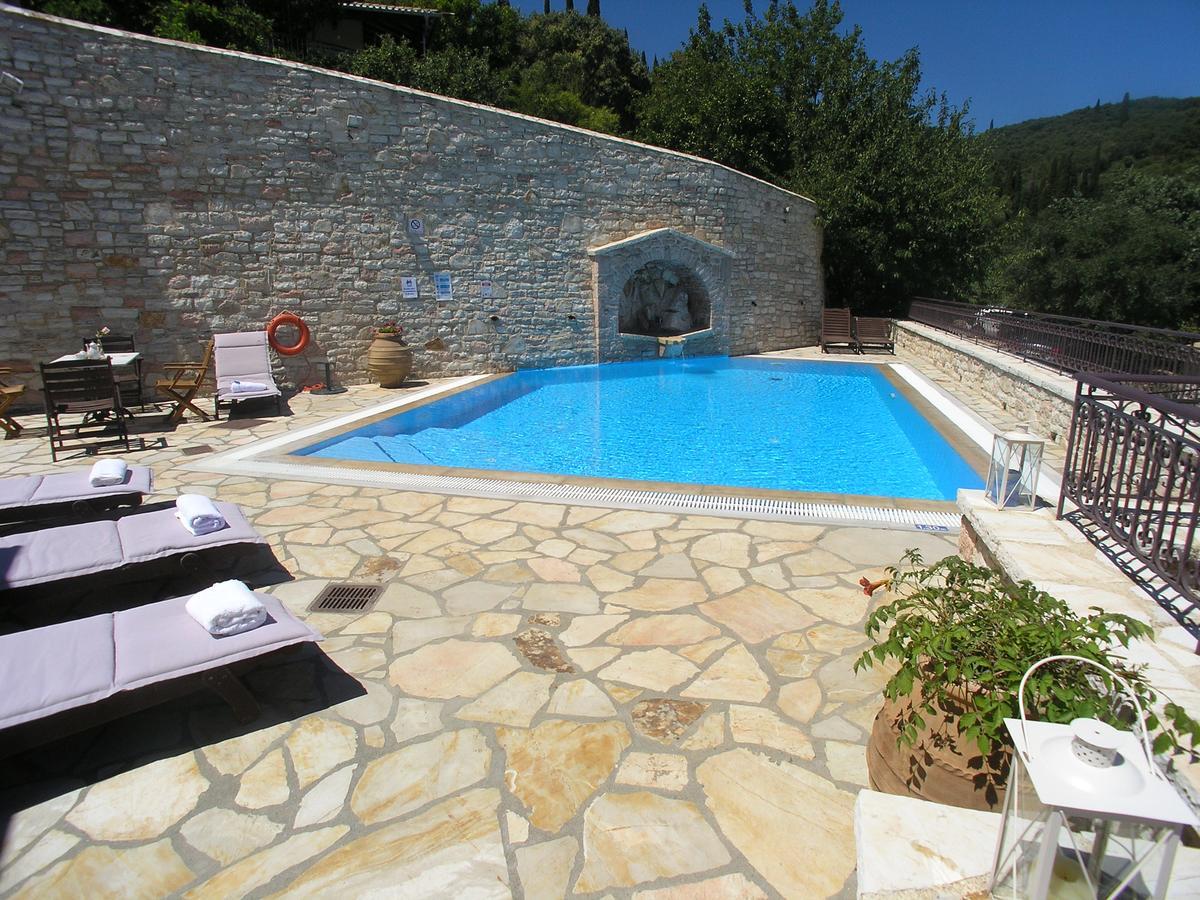 Traditional Stone Villa Olympia Viggla Extérieur photo