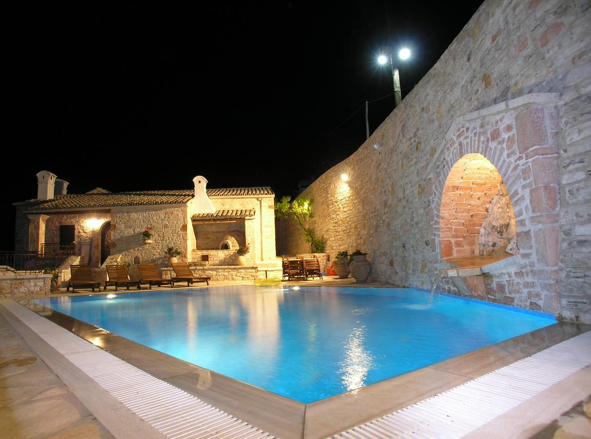 Traditional Stone Villa Olympia Viggla Extérieur photo